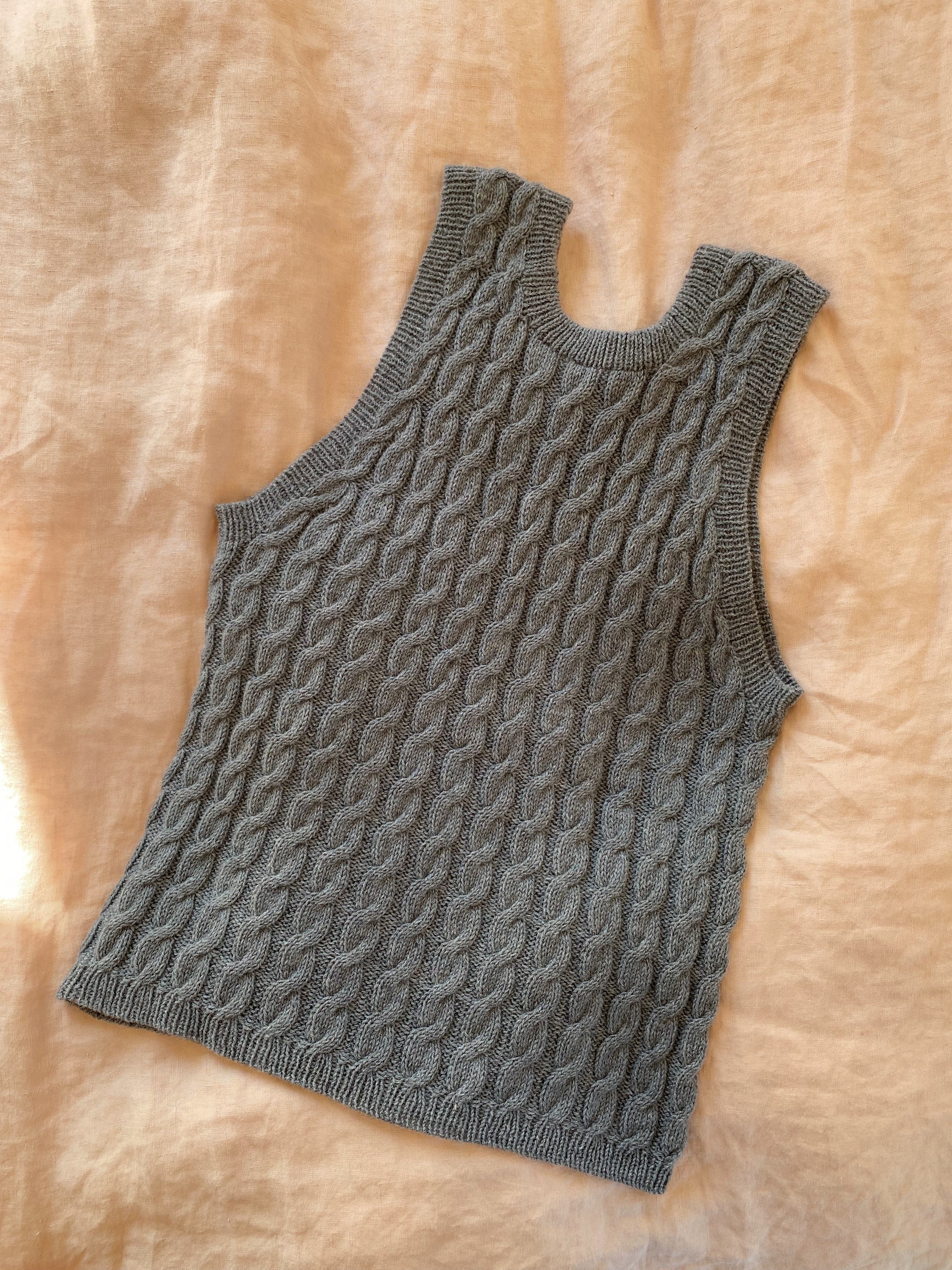 Camisole No. 8 - DEUTSCH - Image 8