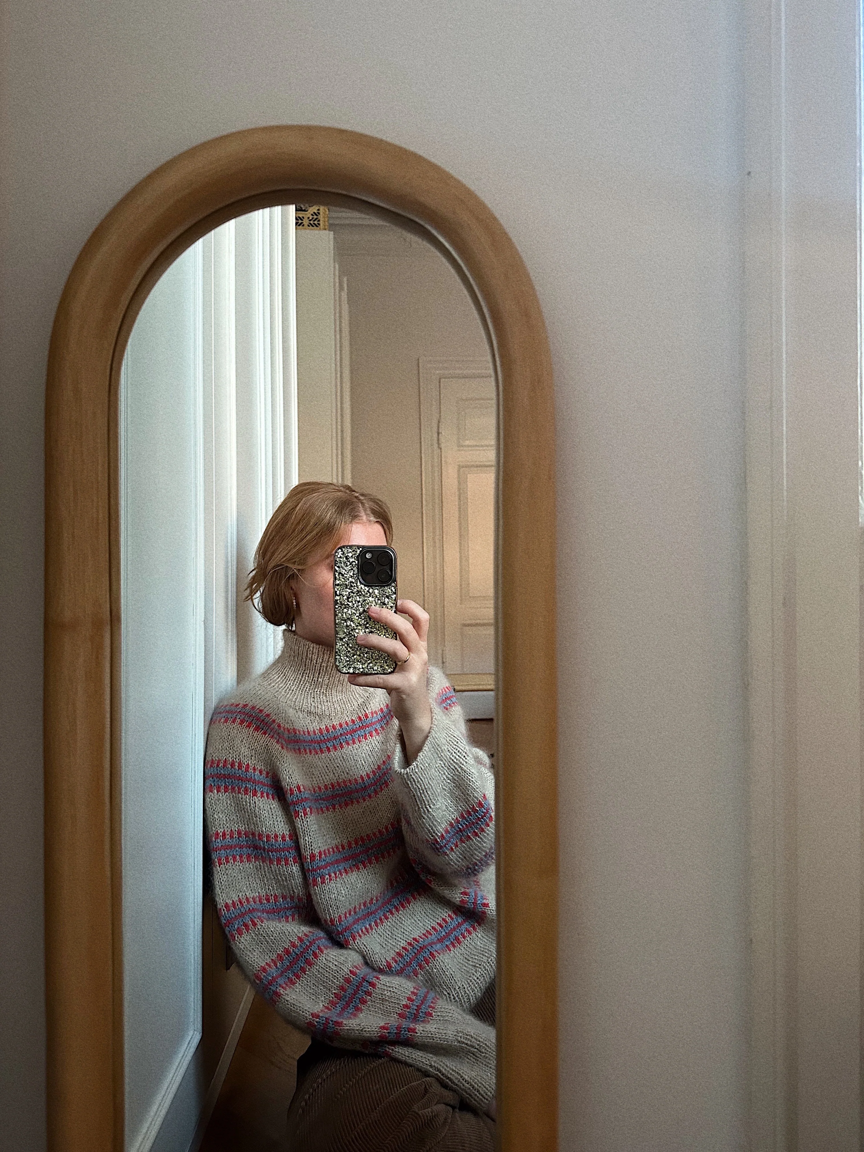 Norma Sweater - ENGLISH - Image 9