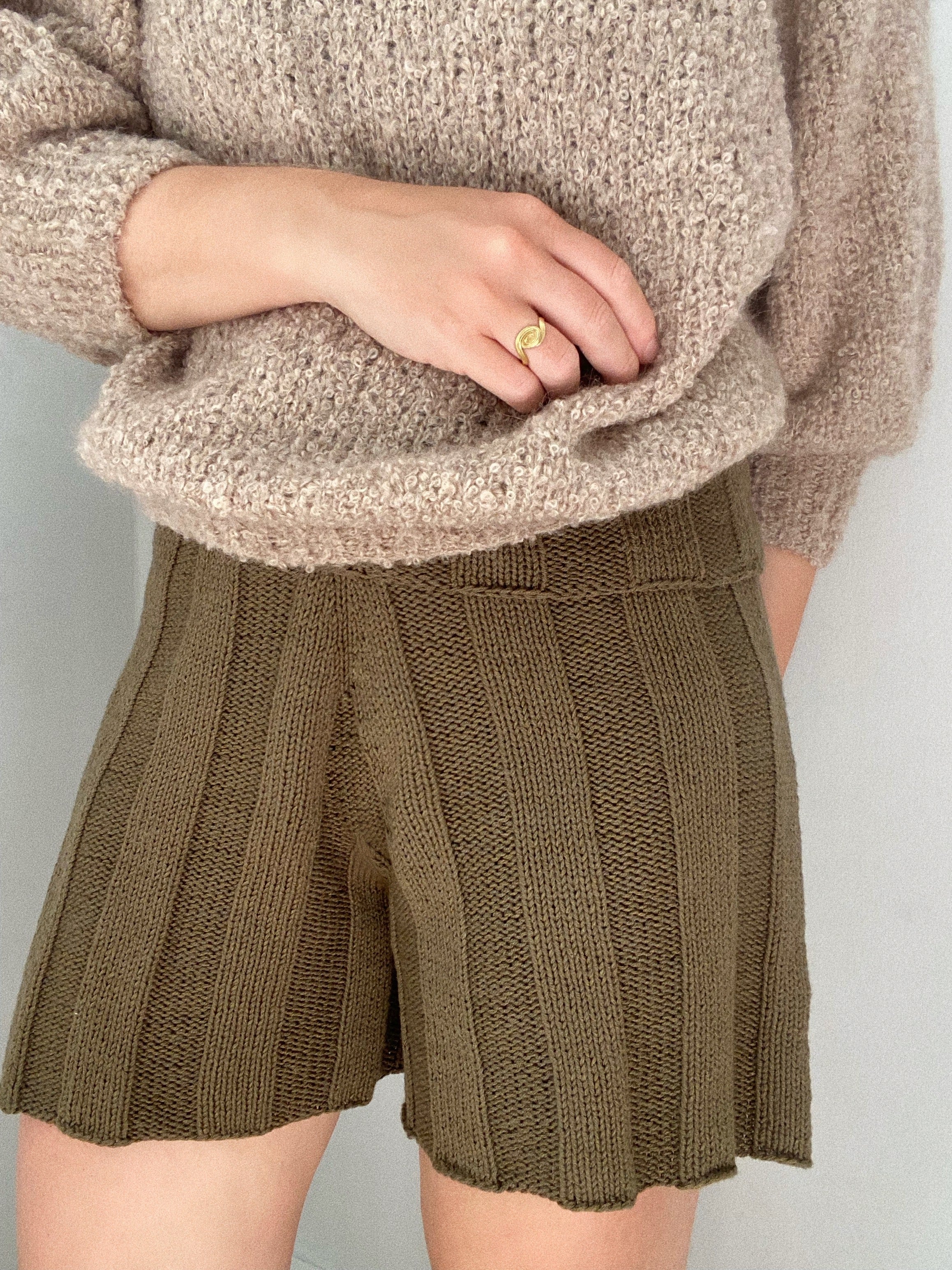 Shorts No. 1 - ENGLISH - Image 6