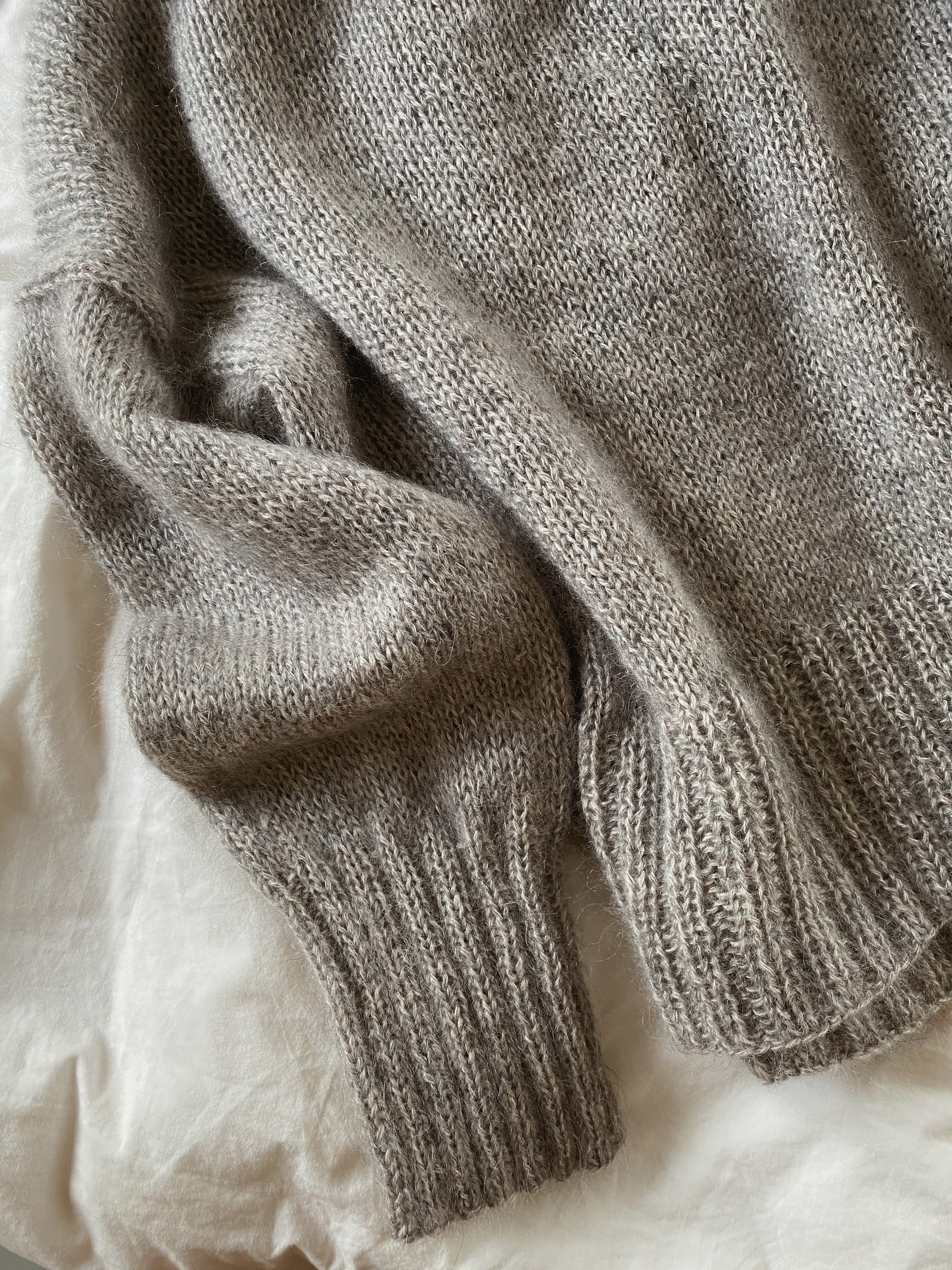 Sweater No. 14 - FRANÇAIS - Image 8