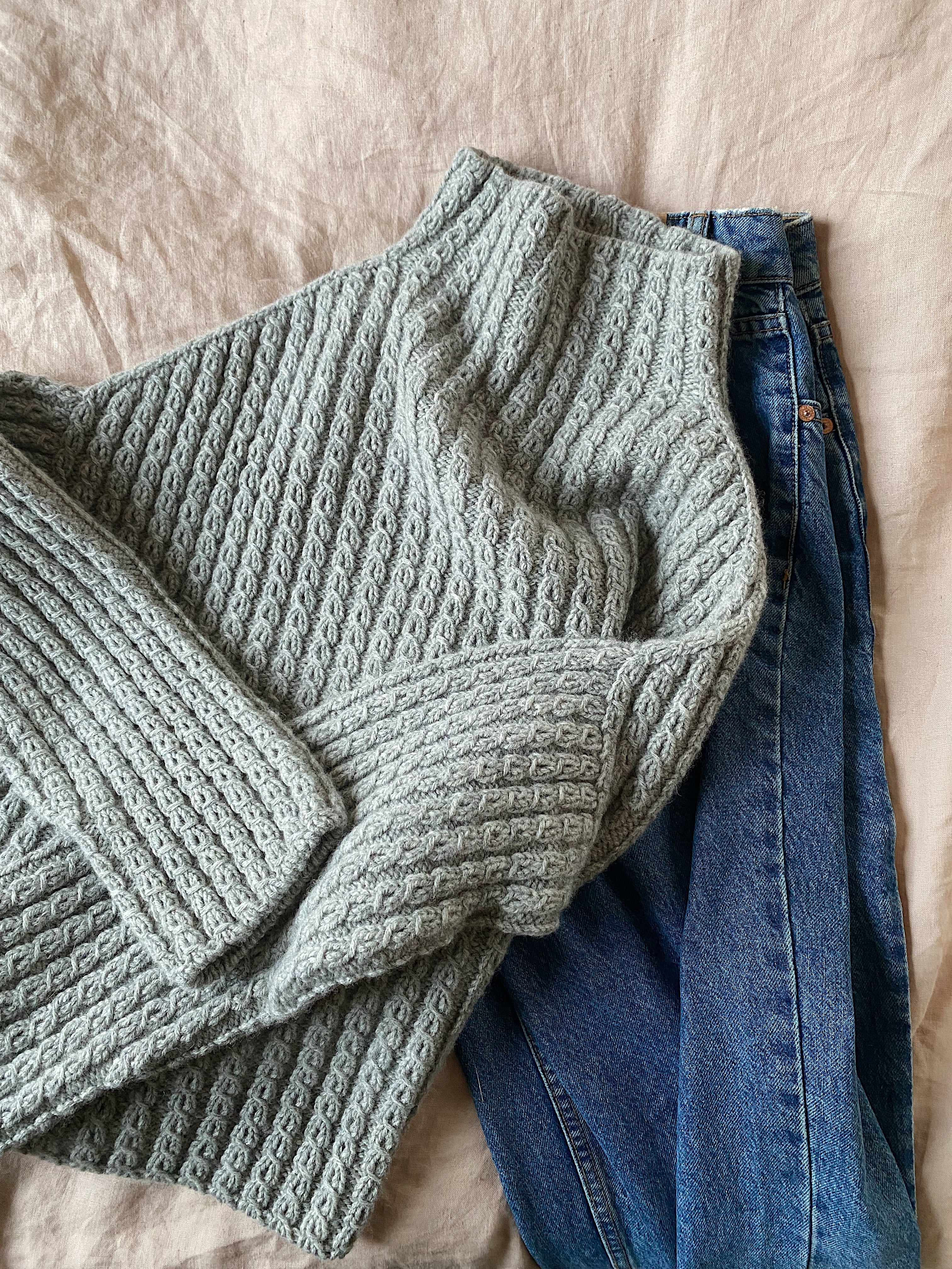 Sweater No. 19 - DEUTSCH - Image 8
