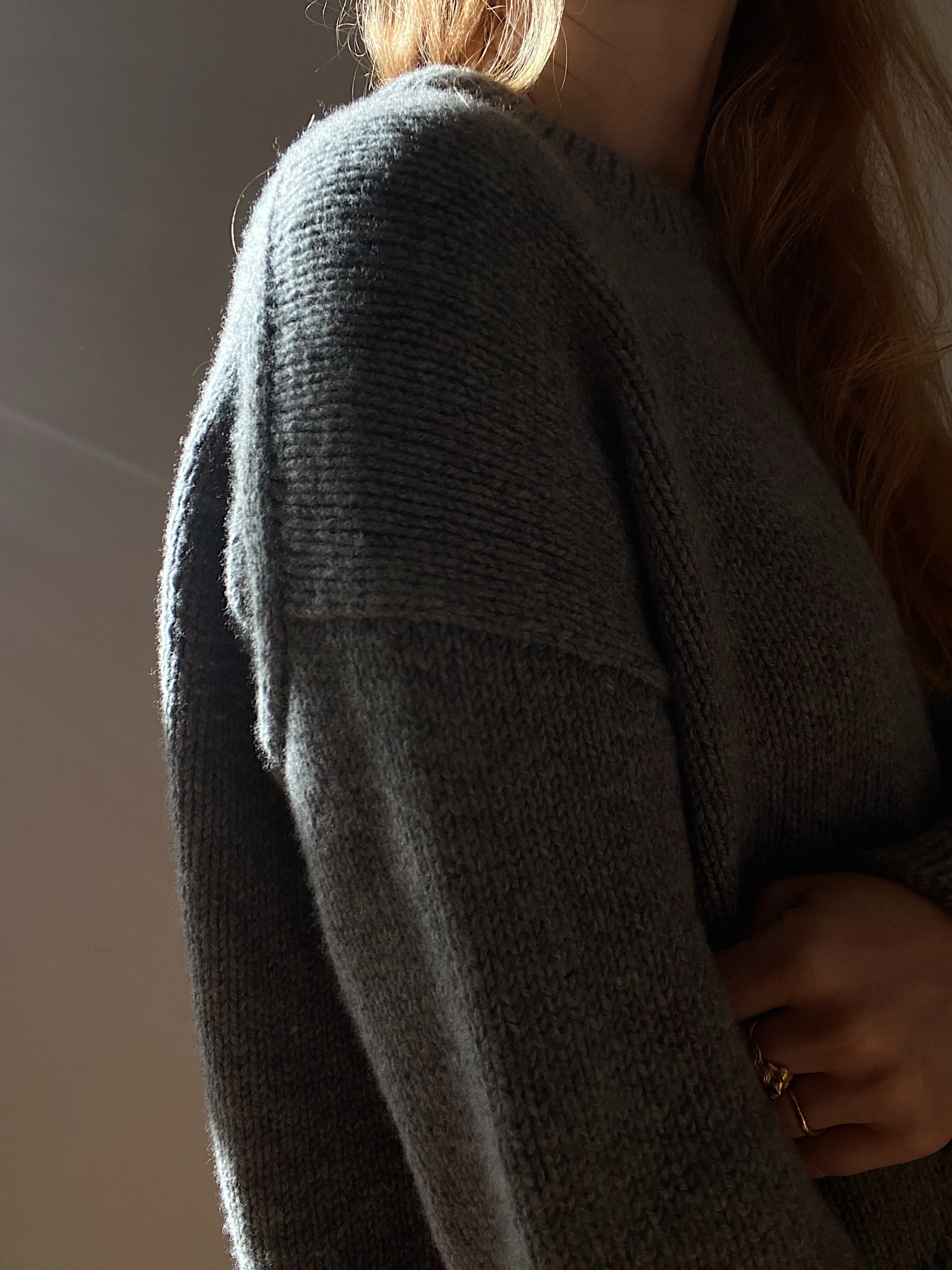 Sweater No. 23 - ENGLISH - Image 6
