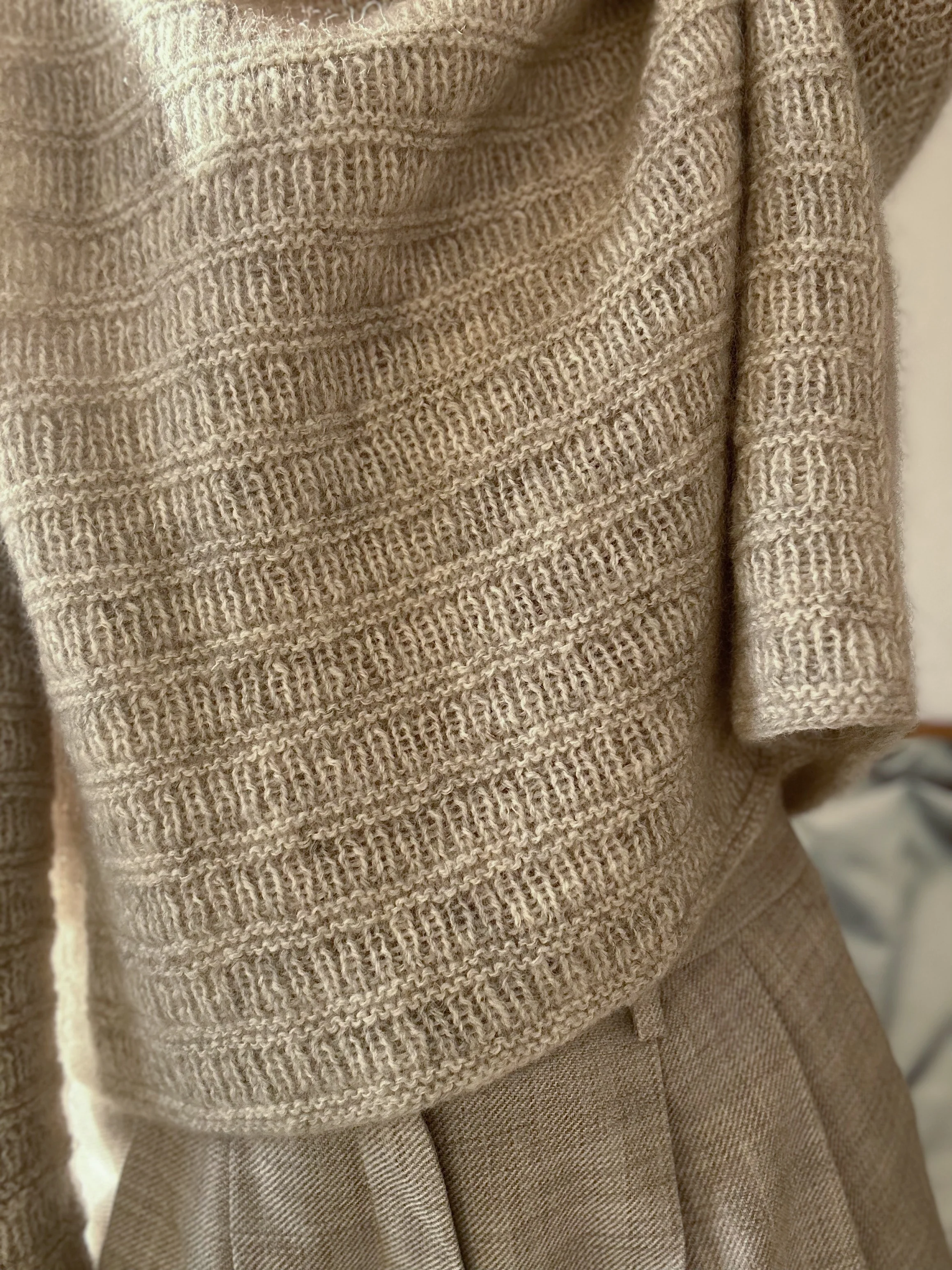 Sweater No. 28 - DEUTSCH - Image 10