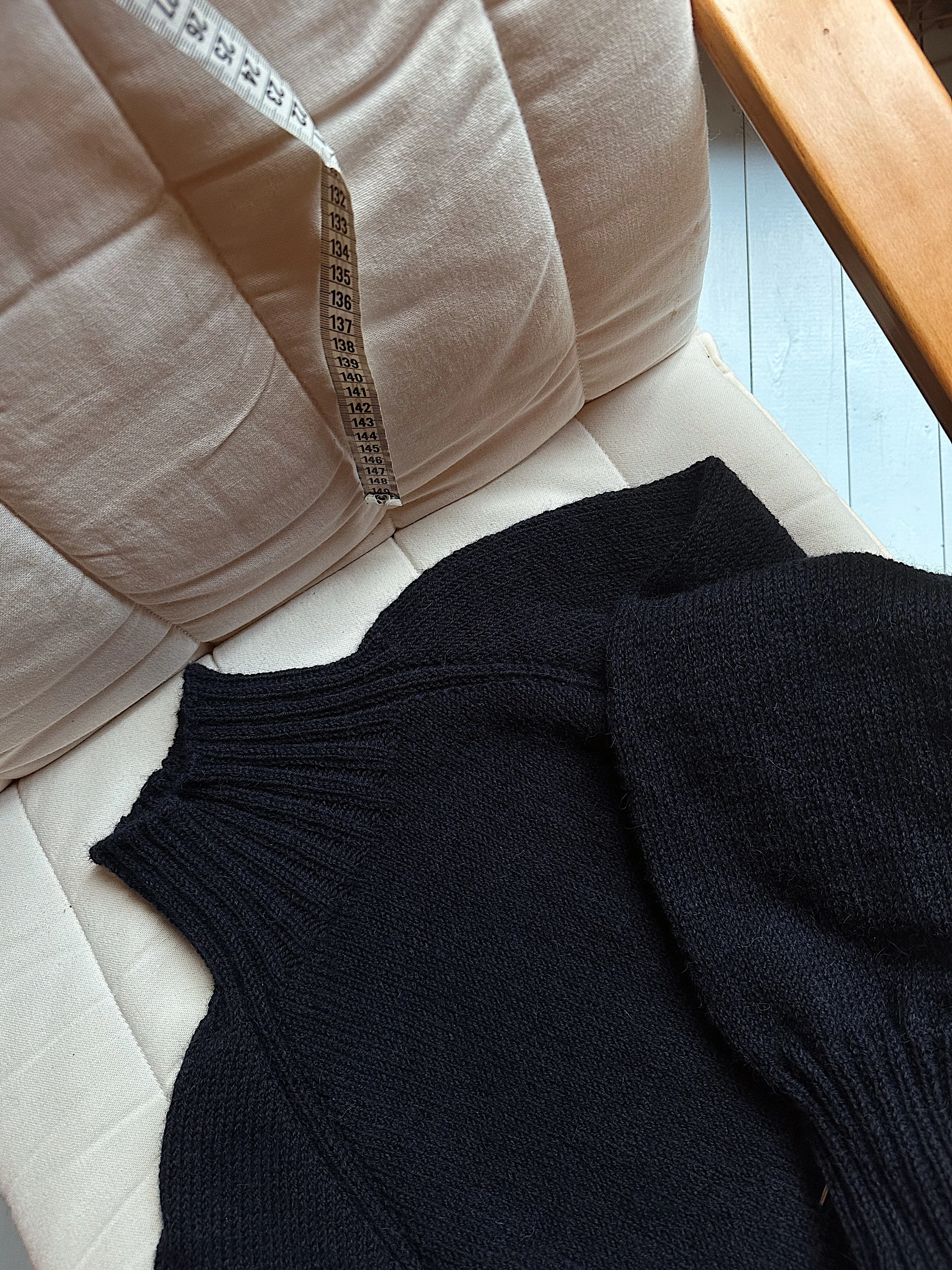 Sweater No. 9 light - ENGLISH - Image 8